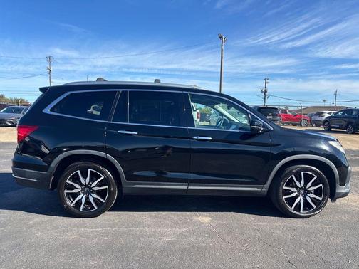 2020 Honda Pilot Touring 8-Passenger