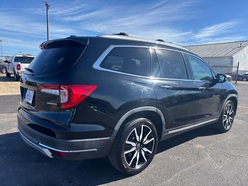 2020 Honda Pilot Touring 8-Passenger
