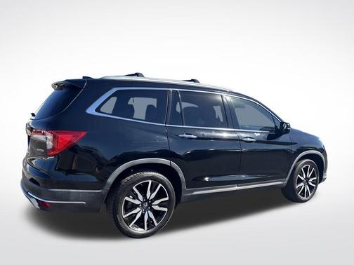 2020 Honda Pilot Touring 8-Passenger