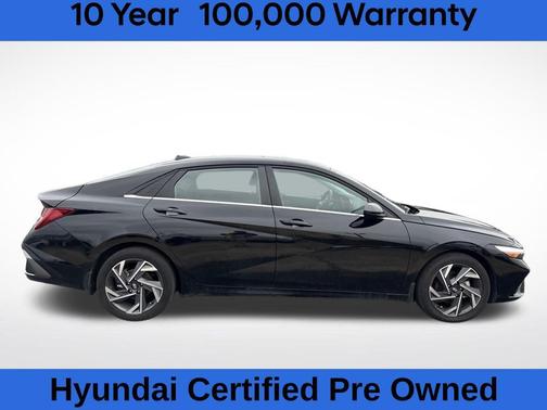 2025 Hyundai ELANTRA SEL