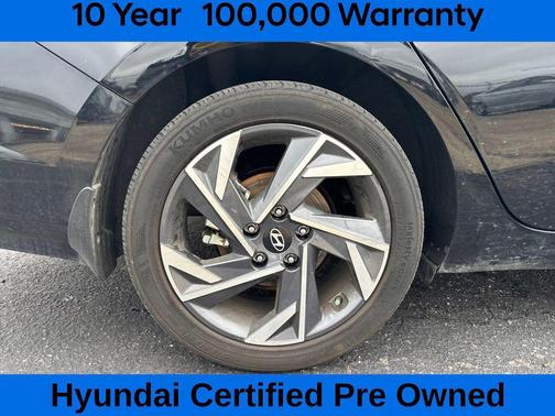 2025 Hyundai ELANTRA SEL