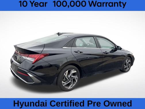 2025 Hyundai ELANTRA SEL