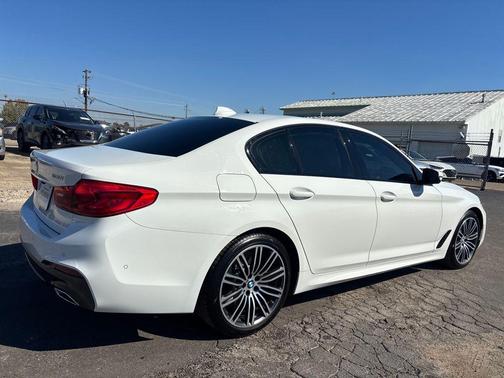 2020 BMW 530 i