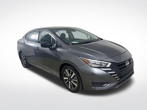 Gun Metallic 2025 Nissan Versa 1.6 S