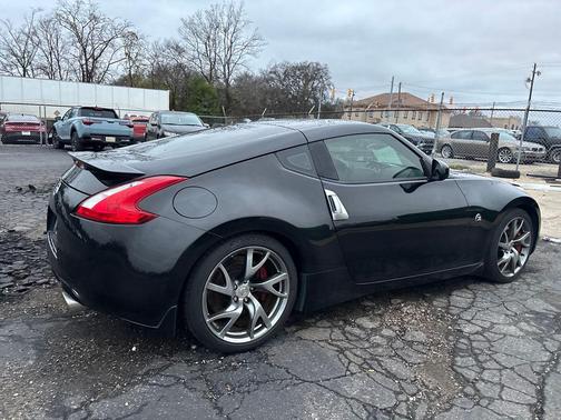 2015 Nissan 370Z Sport