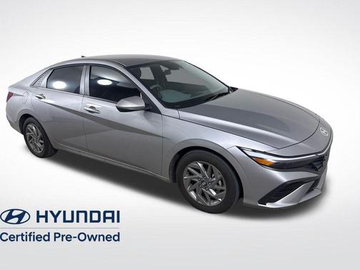 Fluid Metal 2025 Hyundai ELANTRA HEV Blue