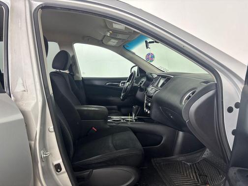 2014 Nissan Pathfinder SV