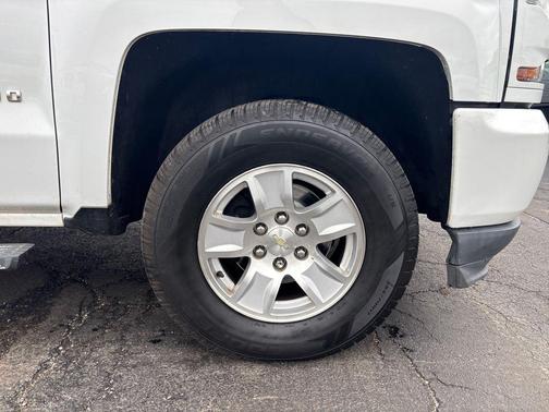 2018 Chevrolet Silverado 1500 Custom