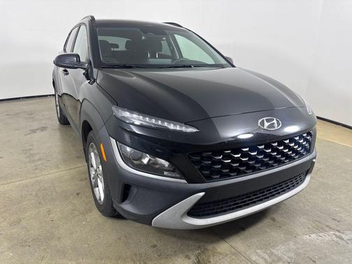 Ultra Black 2022 Hyundai KONA SEL