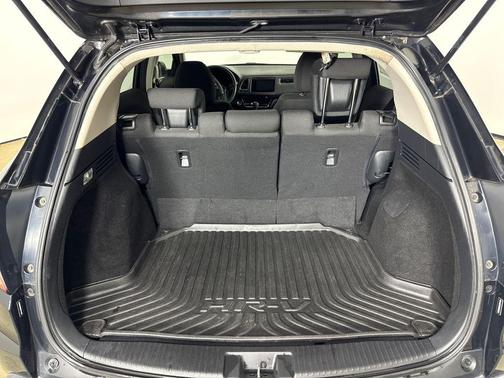 White Orchid Pearl 2017 Honda HR-V EX-L w/Navigation