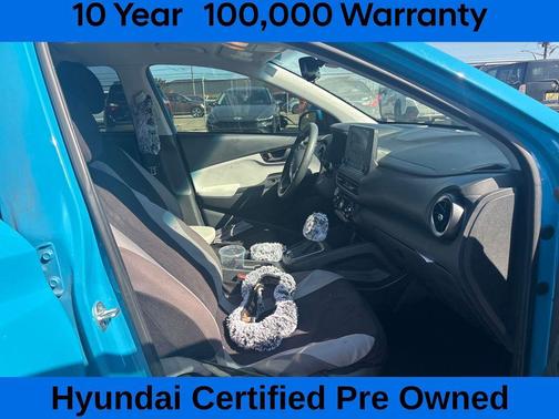 2022 Hyundai KONA SEL
