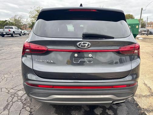 2022 Hyundai SANTA FE SE