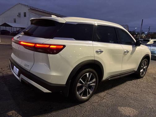 2024 INFINITI QX60 Luxe