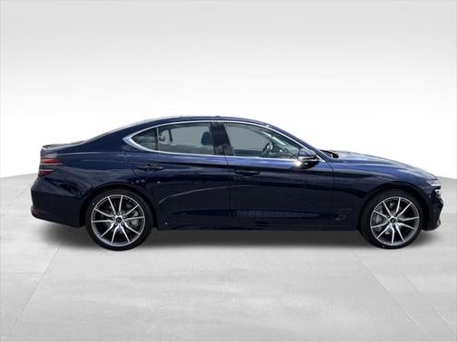 2026 Genesis G70 2.5T RWD Prestige