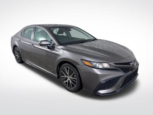 Predawn Gray Mica 2022 Toyota Camry SE