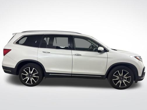 2020 Honda Pilot Touring 8-Passenger