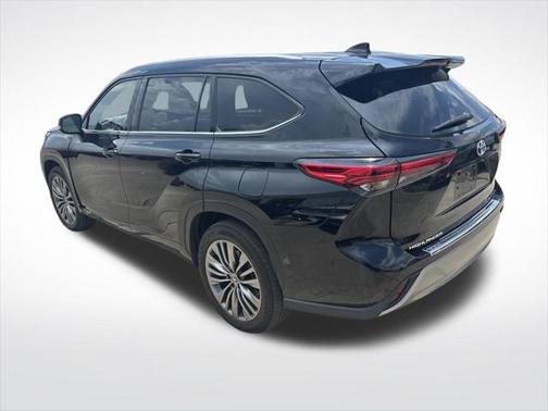 2020 Toyota Highlander Platinum