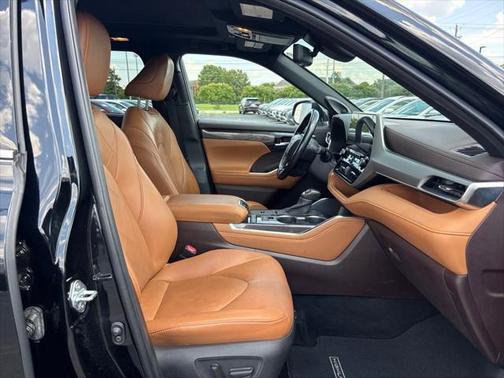 2020 Toyota Highlander Platinum