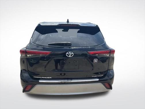 2020 Toyota Highlander Platinum