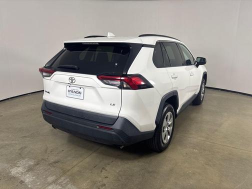 Super White 2021 Toyota RAV4 LE
