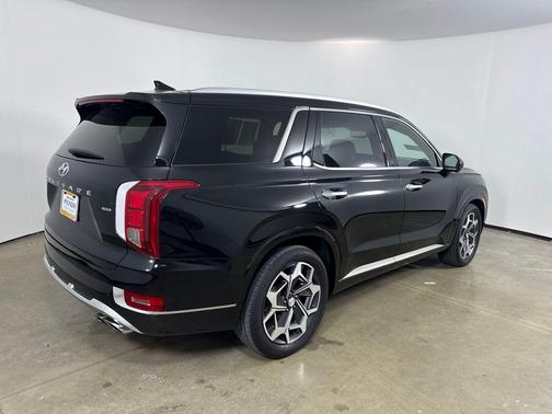 Becketts Black 2021 Hyundai PALISADE Calligraphy