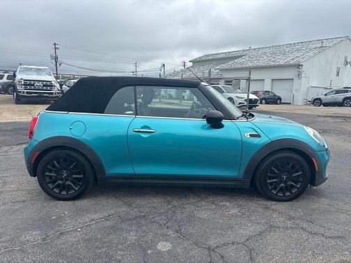 2016 MINI Convertible Cooper