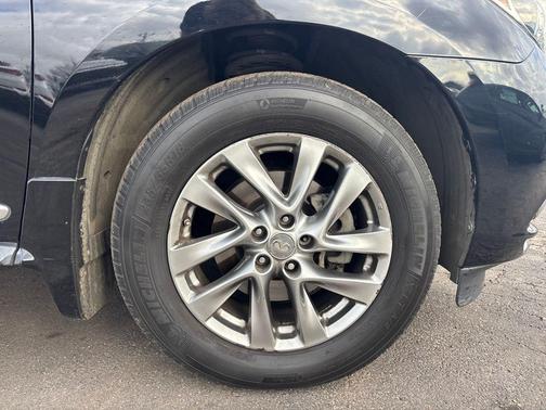 2015 INFINITI QX60 Base