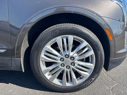 2019 Cadillac XT5 Premium Luxury