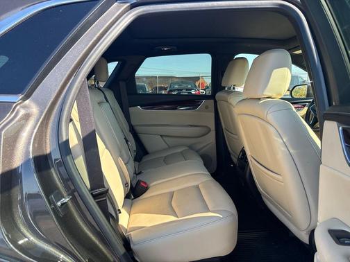 2019 Cadillac XT5 Premium Luxury