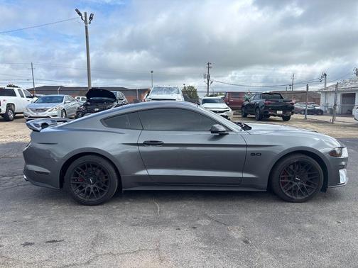 2021 Ford Mustang GT