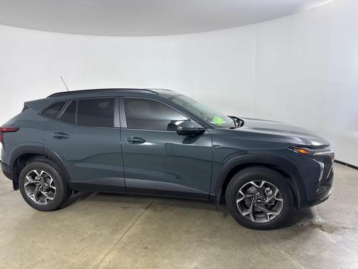 Cypress Gray 2025 Chevrolet Trax LT