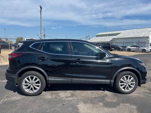 2021 Nissan Rogue Sport S