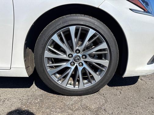 2021 Lexus ES 350 Base