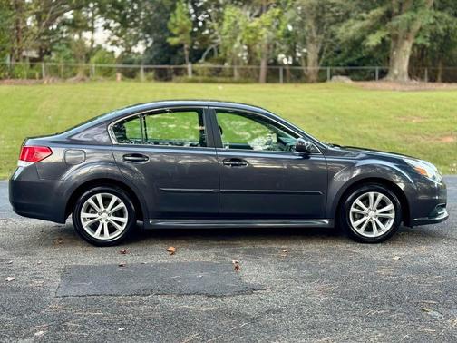 2013 Subaru Legacy Premium