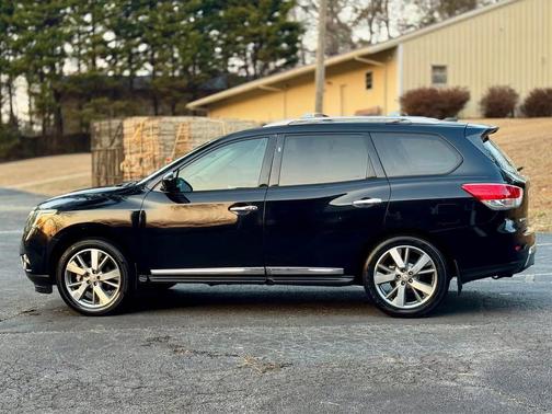 2013 Nissan Pathfinder Platinum