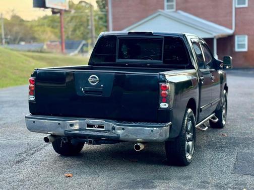 2009 Nissan Titan XE Crew Cab