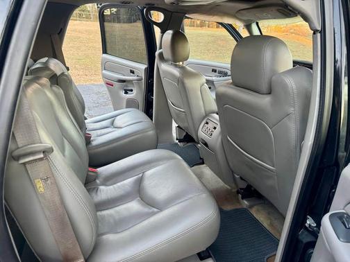 2004 Chevrolet Tahoe LT