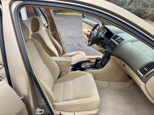 2004 Honda Accord LX