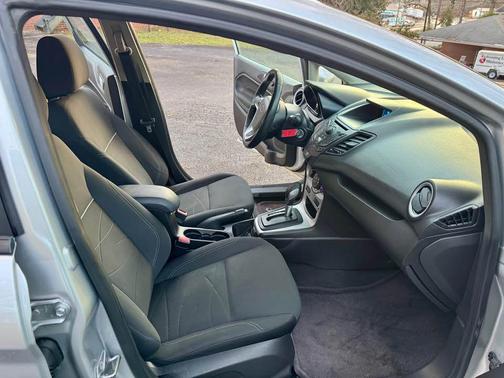 2014 Ford Fiesta SE
