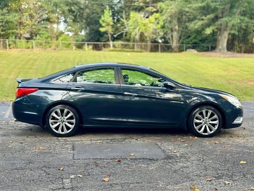 2012 Hyundai SONATA SE