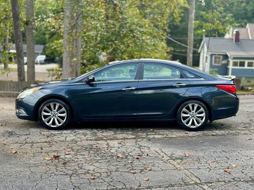 2012 Hyundai SONATA SE