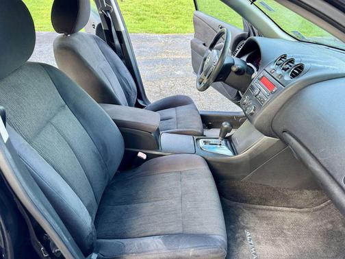 BLACK 2012 Nissan Altima 2.5 S