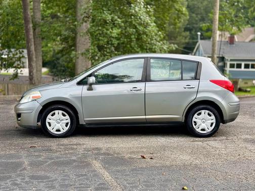2012 Nissan Versa 1.8 S