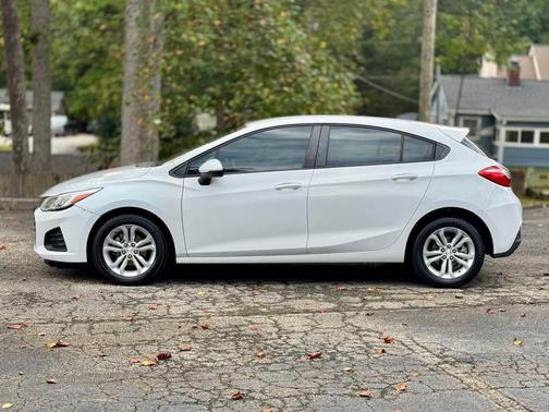 2019 Chevrolet Cruze LS