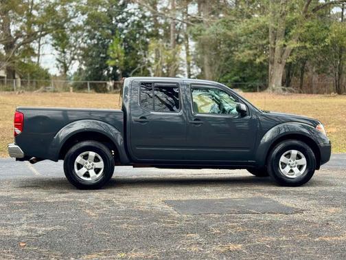 2012 Nissan Frontier SV