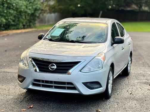 2015 Nissan Versa 1.6 S+