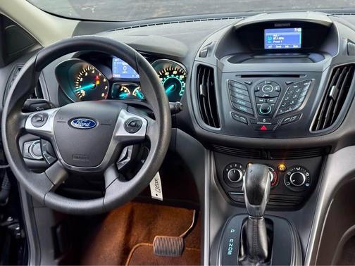 2014 Ford Escape S
