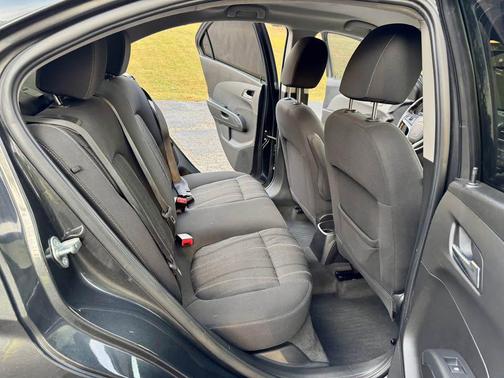 2017 Chevrolet Sonic LT