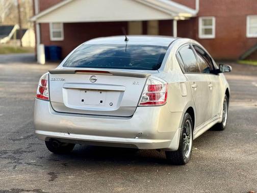 2011 Nissan Sentra 2.0 SR