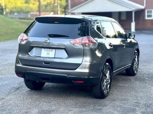 GREY 2016 Nissan Rogue S